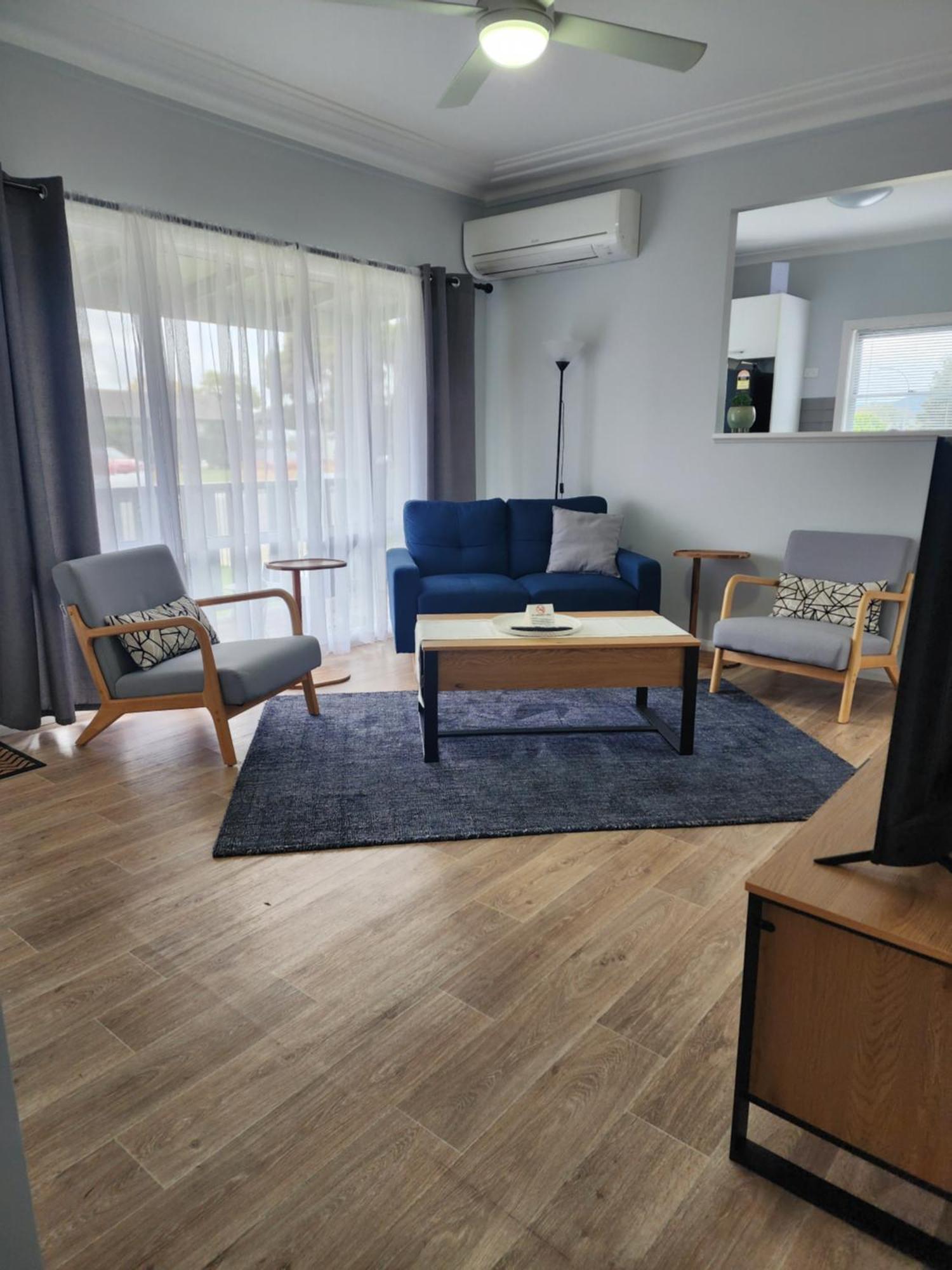 Denman Motor Inn Ngoại thất bức ảnh